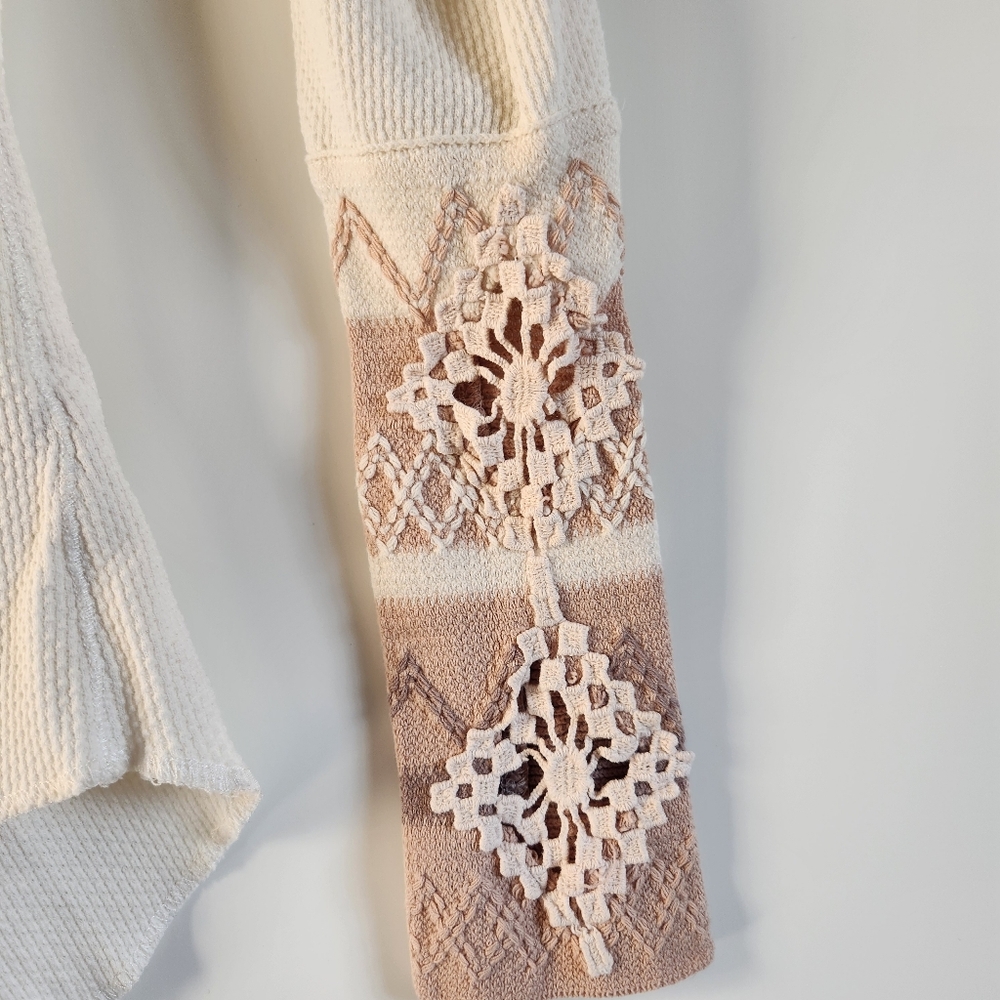 Free People Kumbucha Cuff Cream Waffle Thermal Lace Sleeve Boho Top Small Cozy - Picture 4 of 11